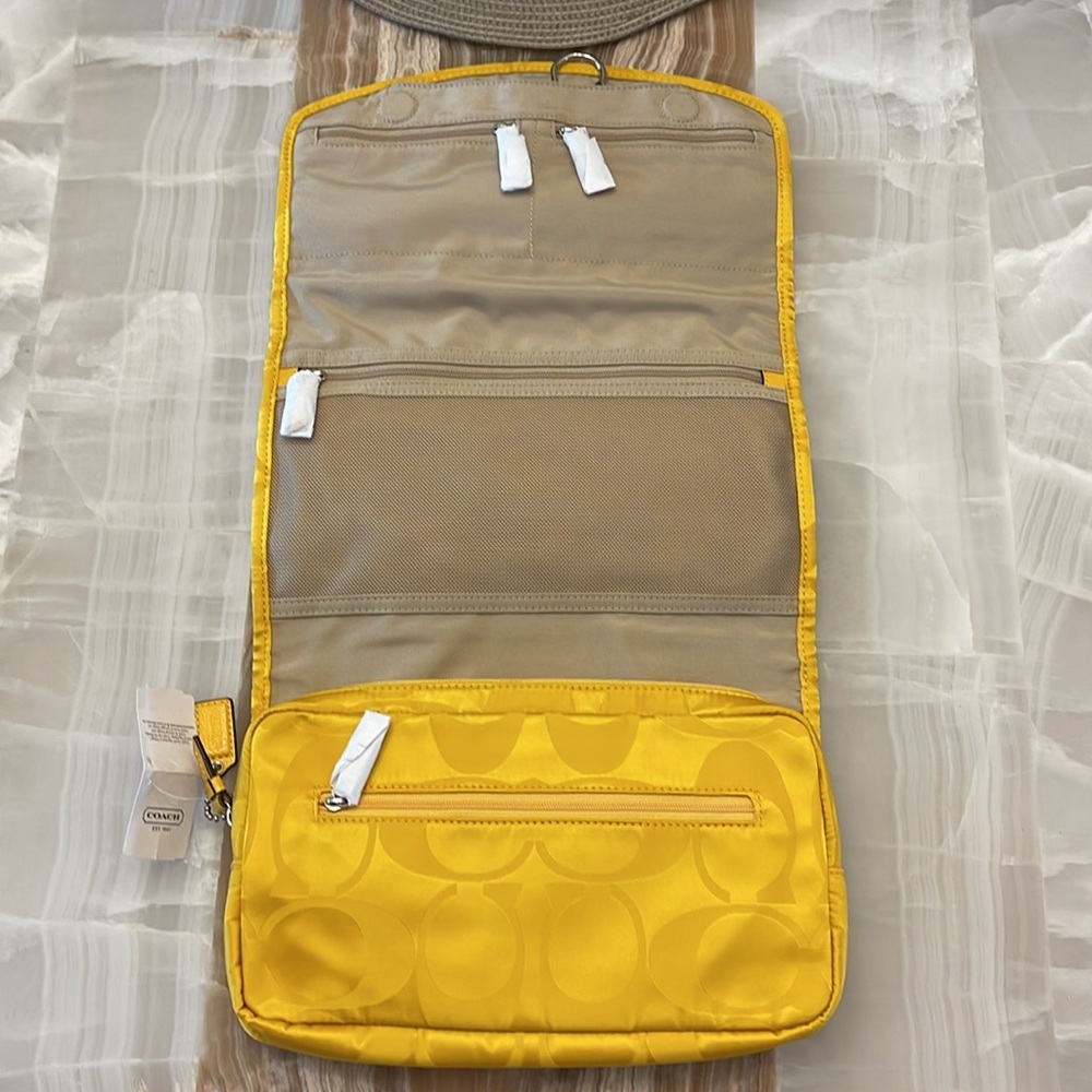 Coach Getaway Signature Nylon Cosmetic Kit Bag in Sunflower Gold 🌻 NWT - Picture 5 of 8